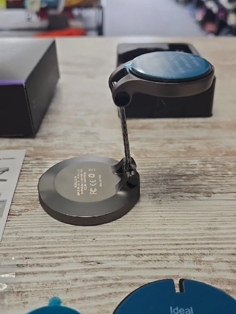 LISEN MagSafe Car Mount Charger – 15W Fast Charging